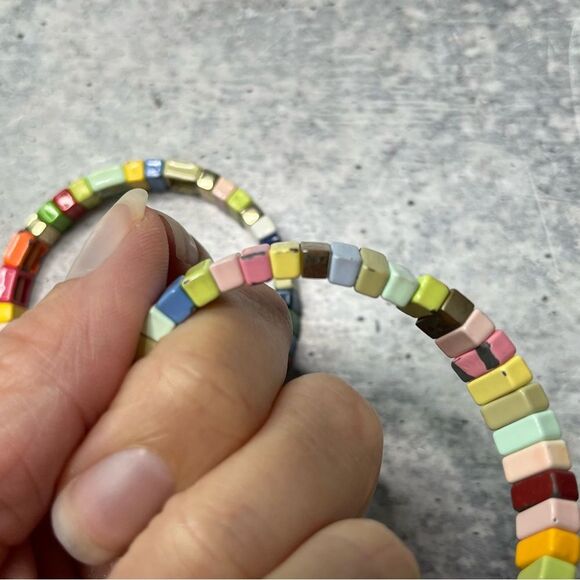 Roxanne Assoulin Bundle of 2 Bracelets - Picture 5 of 10